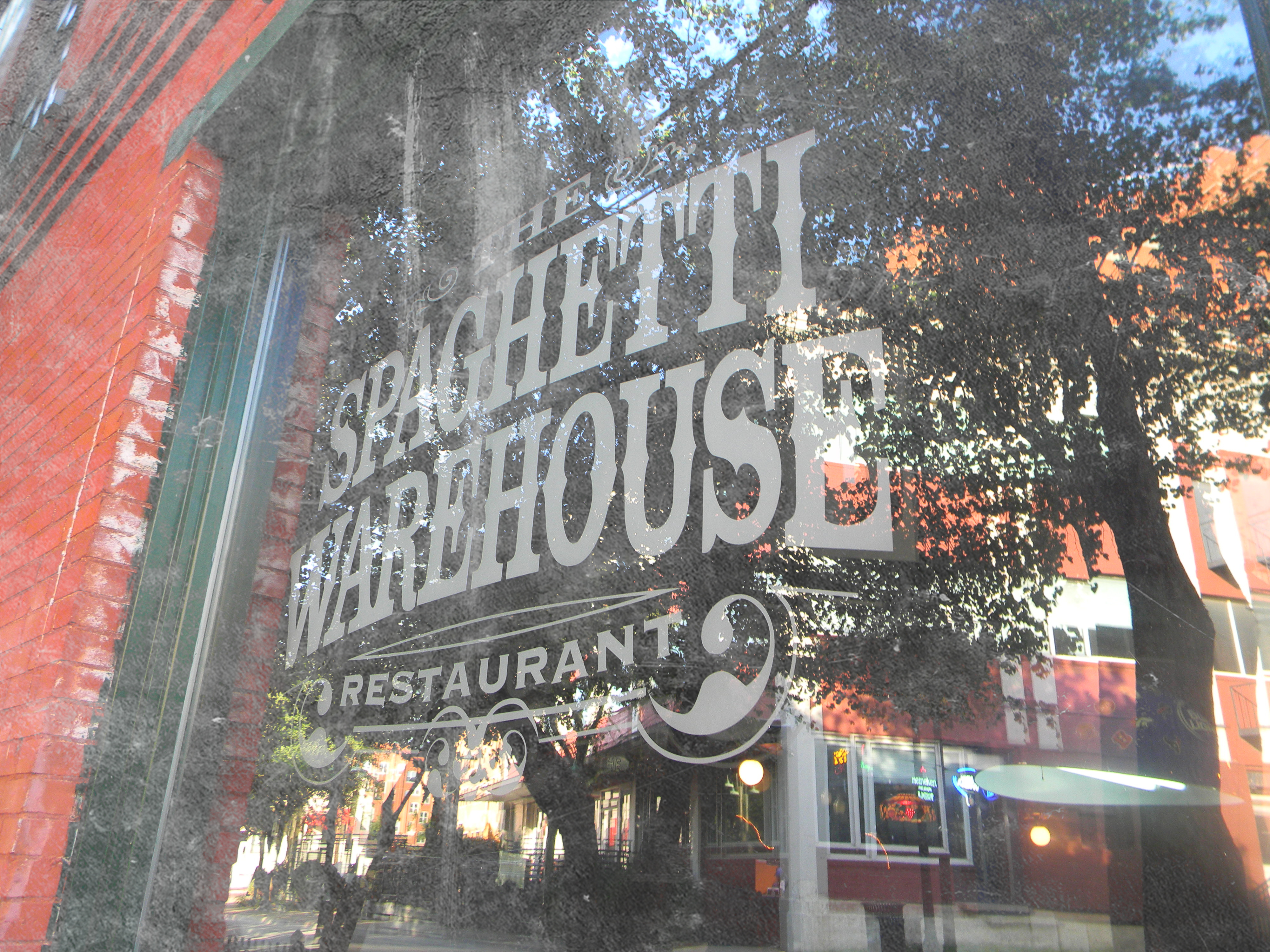 [GRAYT Place]: The Spaghetti Warehouse | Dallas, TX